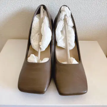 새상품 오데뜨 앤 오딜 펌프스 23.5 피피시크 루탈론 다이애나