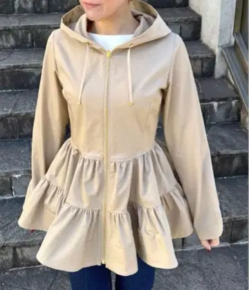 JENNE 입체 티어드 블루종