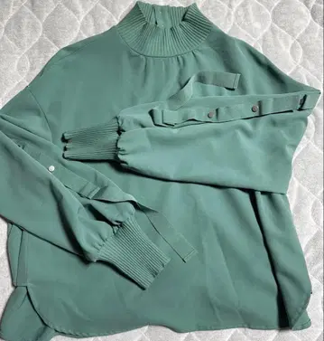 [ 새상품급 ] UNITED TOKYO 오소데리본 디자인 풀오버