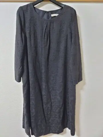 SM2 다크 그레이 긴팔 원피스