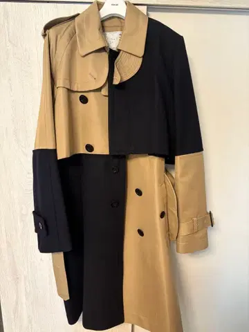 sacai 사카이 바이컬러 트렌치코트
