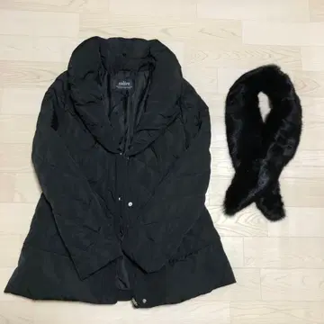 사리아 다운 자켓 블랙 퍼 포함