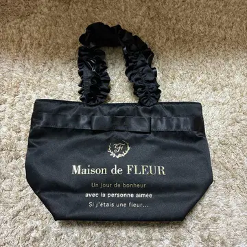 Maison de FLEUR 블랙 토트백