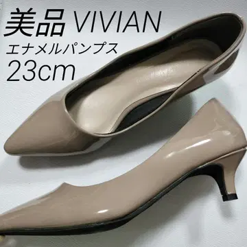새상품급 VIVIAN 에나멜 펌프스 23cm 베이지