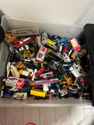 미니카 세트 다수 포함