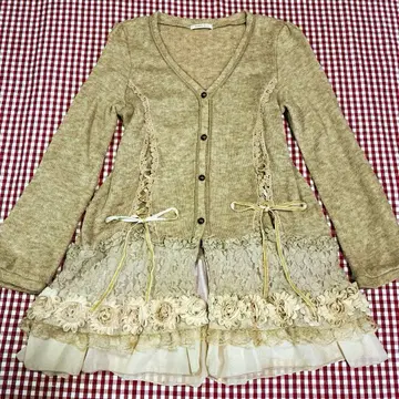 axesfemm 액시즈 레이스 장식 베이지 세미롱 가디건