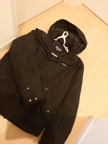 새상품급 파타고니아 patagonia 와나카 다운 자켓 XS 블랙