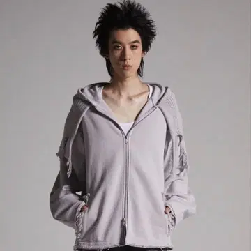 [ GRANCY ] 니트 레이어드 디자인 지퍼 후디 타카토 착용