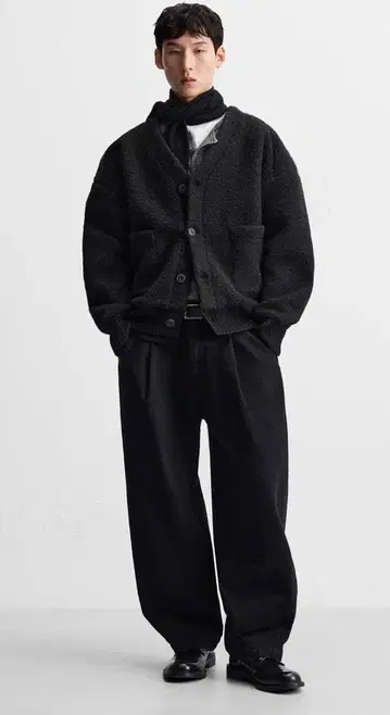 ZARA 부클레 자켓 택 포함 시착만 한 상품