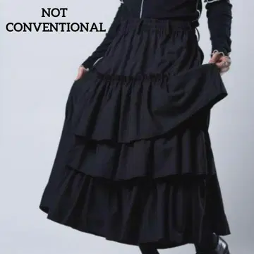 [ NOT CONVENTIONAL ] 투 페이스 스커트 블랙