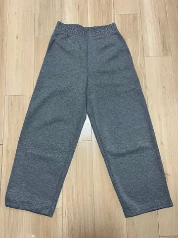 UNIQLO C 맨투맨 와이드 팬츠 S 사이즈