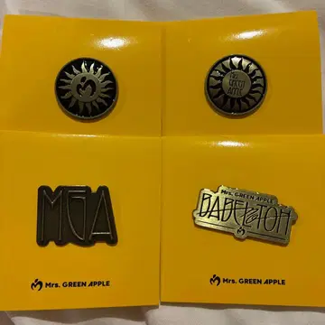 Mrs. GREEN APPLE 랜덤 가챠 핀즈 4개 세트
