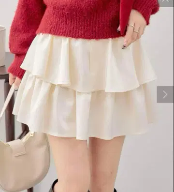 chico 치코 새틴 라이크 프릴 티어드 미니 스커트 아이보리 M