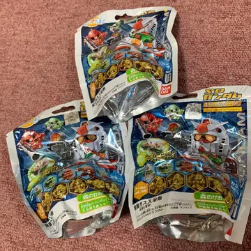 빗쿠라타마고 SD 건담 세븐일레븐 목욕 공 2개 세트