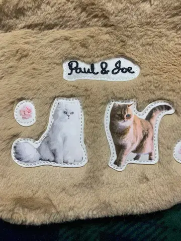 [미사용 새상품] Paul & Joe 퍼 숄더백 2way 사양