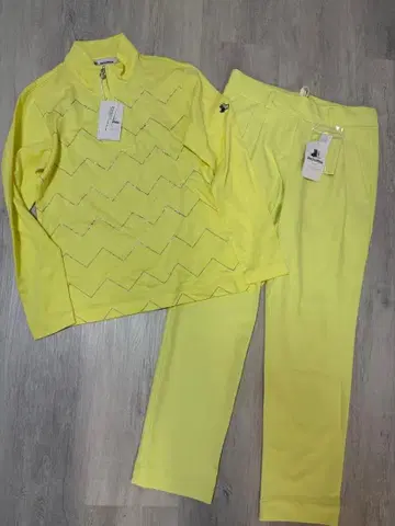 새상품 51,700엔 블랙&화이트 긴팔 팬츠 골프 셋업