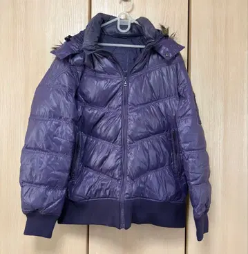 보라색 후드 부착 다운 자켓 X-LARGE