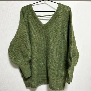 [ 새상품급 ] Kastane 카스타네 니트 스웨터 그린 녹색 상의