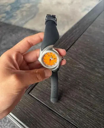 초레어 OAKLEY Y2K