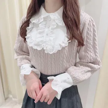 evelyn 옷깃 프릴 케이블 니트 핑크