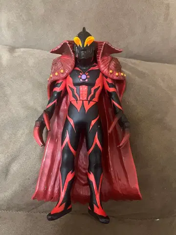 울트라맨 카이저 베리얼 EX 소프트 비닐