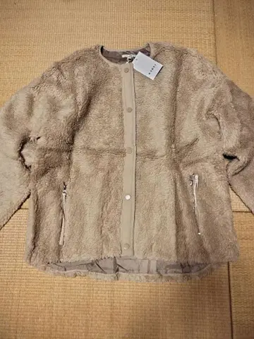 베이지 아우터 자켓