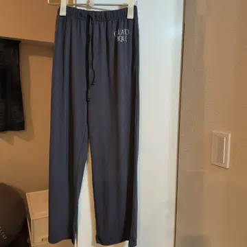 젤라또피케 롱 팬츠