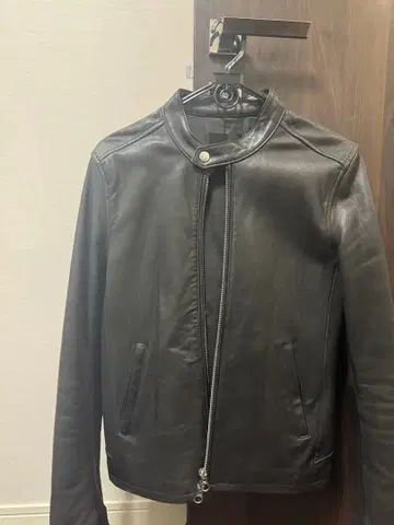 HARE 블랙 가죽 자켓