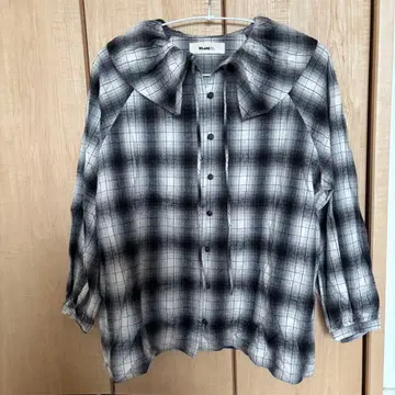 새상품급 IENA BLACK 프릴 체크 블라우스 24AW