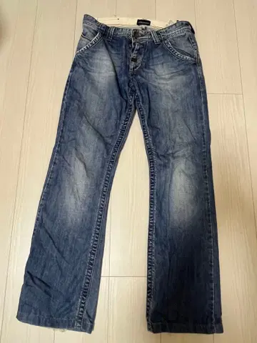 엠포리오 아르마니 다크 블루 데님