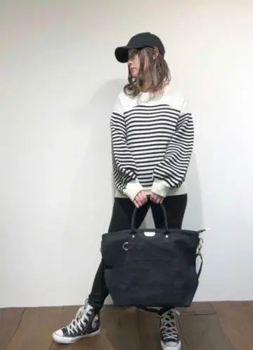 BORDERS at BALCONY BARNYARD STORM 콜라보 니트