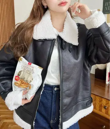 인조 가죽 x 보아 페이크 무스탕 플라이트 자켓 블루종