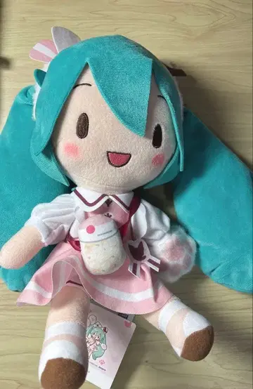 하츠네 미쿠 후와푸치 M 봉제 인형 외출 시리즈 테마파크 Ver.