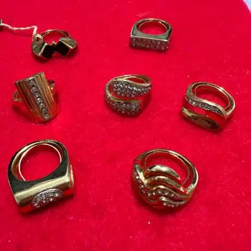 골드 컬러 스톤 부착 반지 7세트