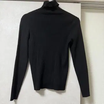 BLENHEIM 브렌헤임 베이직 터틀넥 리브 니트