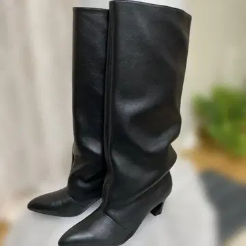 슬로브 이에나 블랙 가죽 롱 부츠