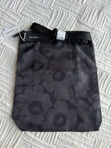 새상품 Marimekko 마리메꼬 숄더백 M