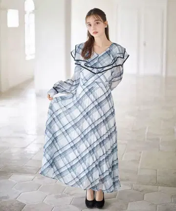 [ 새상품 ] 토코 빅칼라 허리 리본 체크 무늬 플리츠 원피스