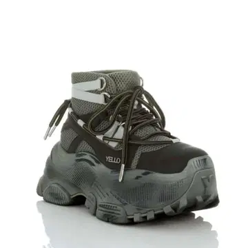 새상품 YELLO TRACKER SHORT BOOTS ( L )