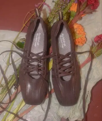 ROCKFISH BLISS LACEUP SNEAKERS CHOCO