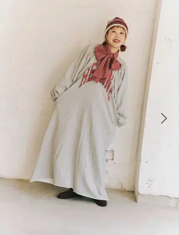 로리즈팜 이번 시즌 신상 빅 보타이 체크 셔츠