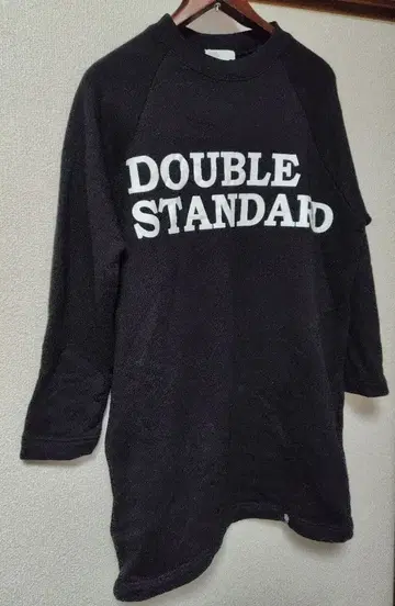 DOUBLE STANDARD 블랙 덥스타 로고 맨투맨 원피스