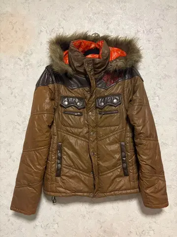 [ GOTCHA ] 브라운 다운 자켓 퍼 포함