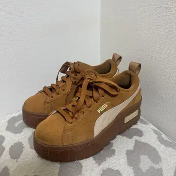 PUMA MAYZE 브라운 통굽 스니커즈