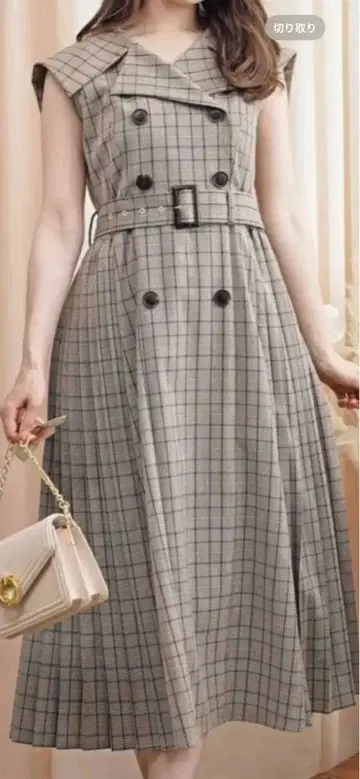 노엘라 사이드 플리츠 트렌치풍 원피스