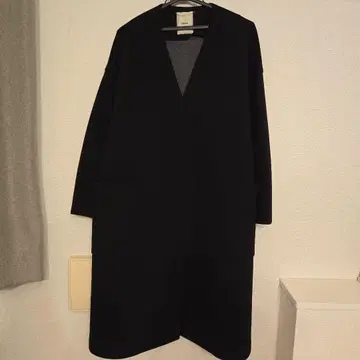 ebure 블랙 본딩 코트 사이즈 36