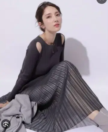 Apuweiser-riche 시어 스트라이프 니트 원피스