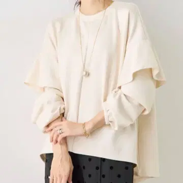 얇은 소재 본딩 프릴 헴 상의 아이보리 frene [ 새상품, 미사용 ]