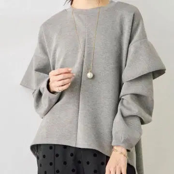 얇은 소재 본딩 프릴 헴 상의 아이보리 frene [ 새상품, 미사용 ]