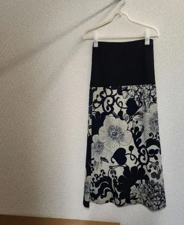 antiqua 안티카 인기 완판 레트로 꽃무늬 스커트